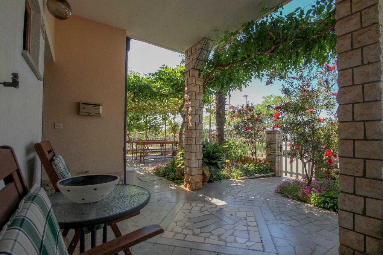 Apartment Sanja Novigrad Istria Exteriér fotografie